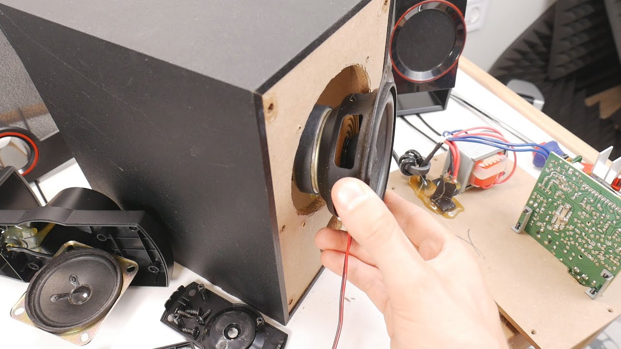 Look inside Microlab M-111 PC multimedia 2.1 speakers