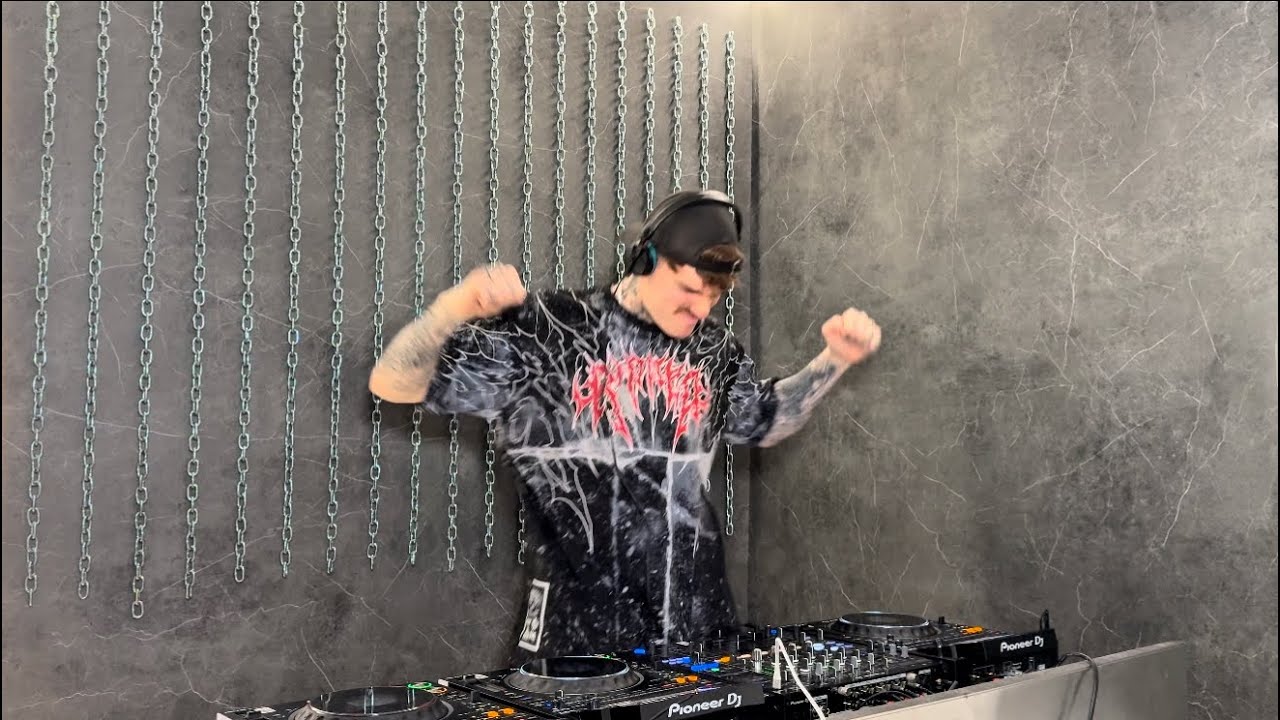 FULL BANGER Industrial Techno Set | 160-170 BPM