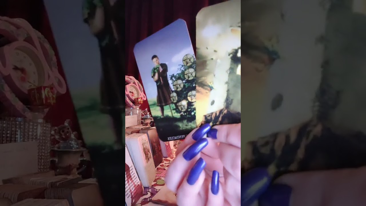 برج العقرب انا احاول جاهدا ارسال اشارات لك تذكرك بي🤕لم اكن اتخيل اني متيم بك لتلك الدرجه💔جوايا كلام📬