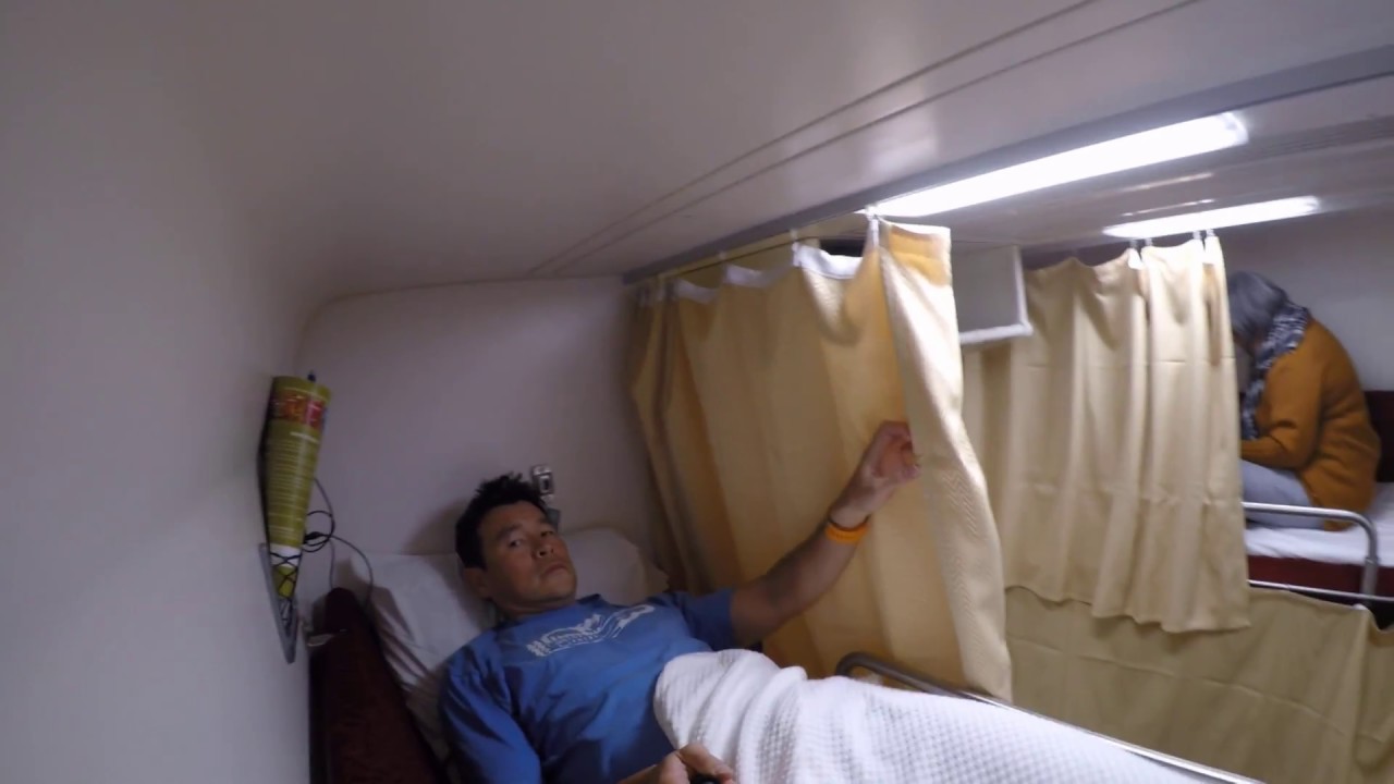 Night Train from Chiang Mai to Bangkok