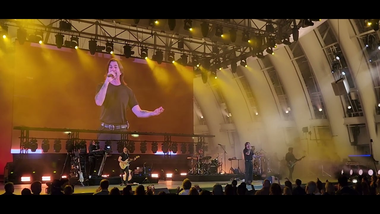 La Plata/Bonita - Juanes @ Hollywood Bowl July 16 2025
