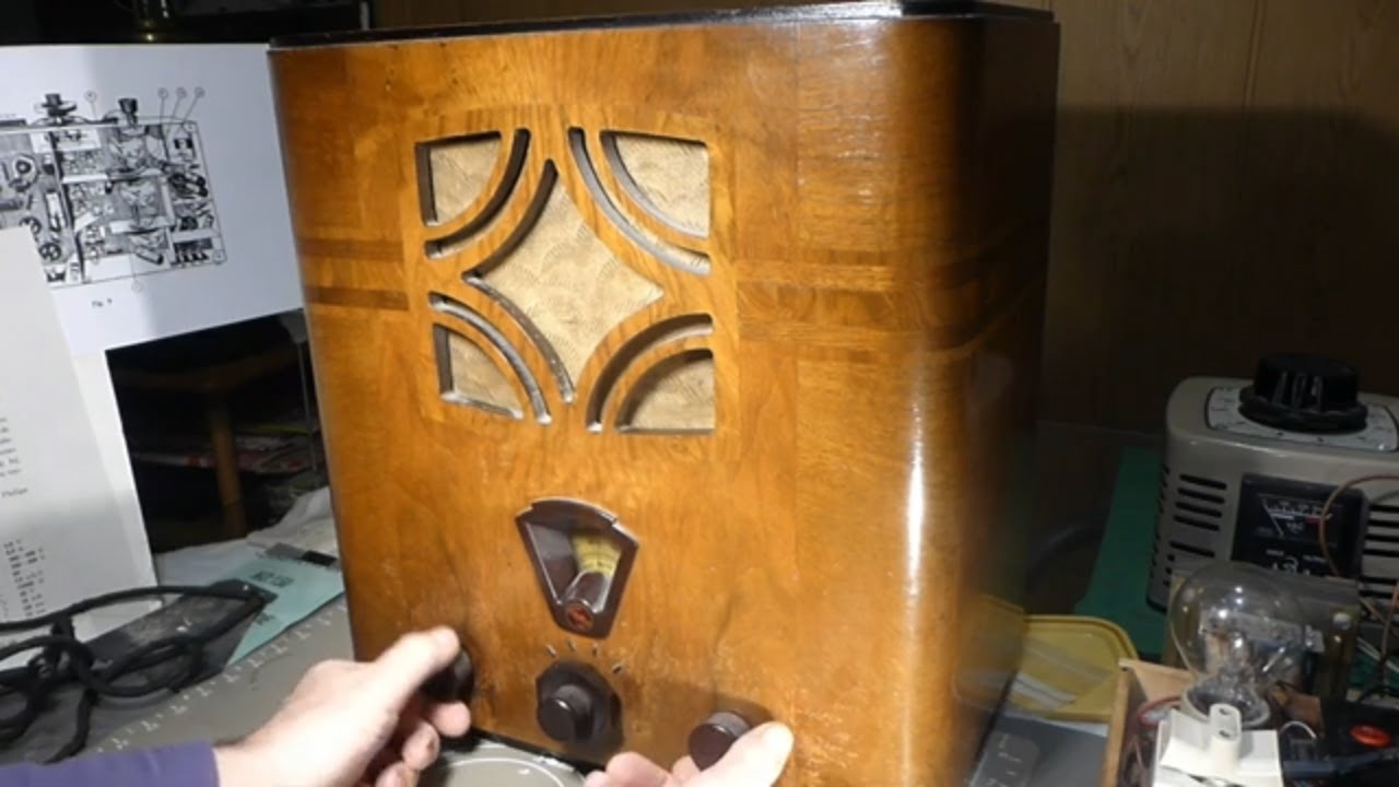 Restauracion Radio antigua Philips 736 A parte 1