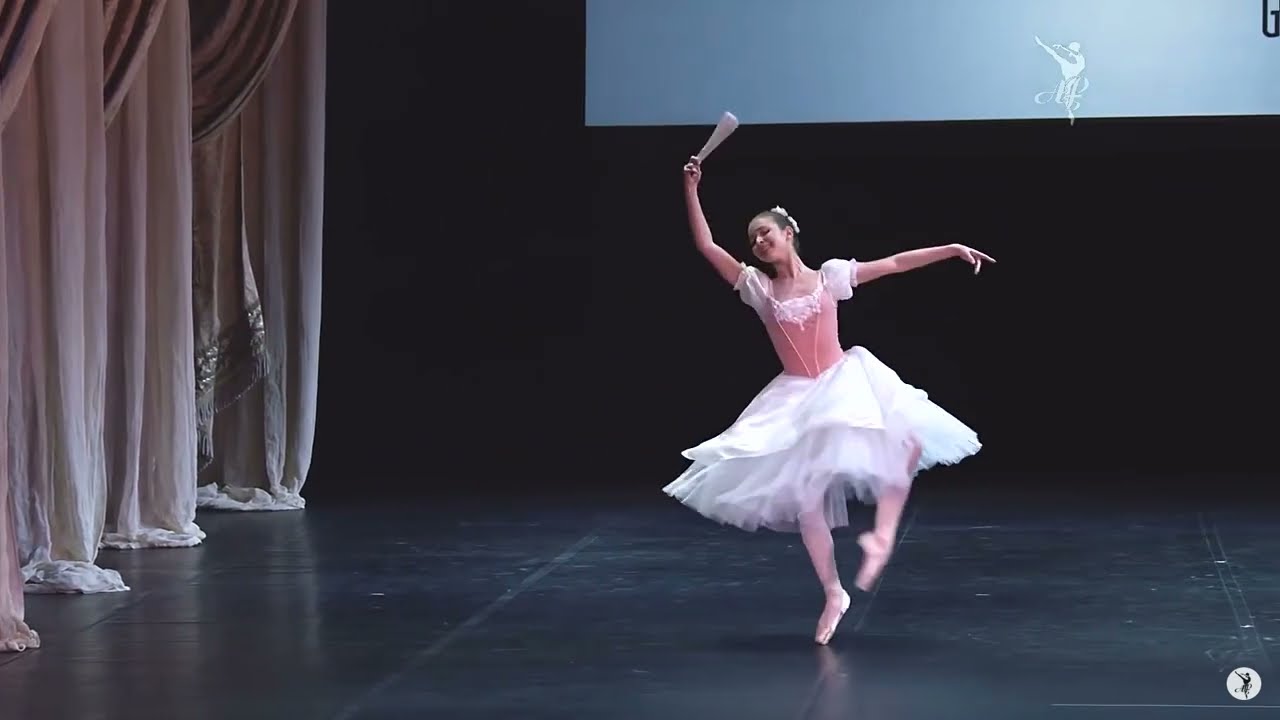 Polina Zaytseva (Age 17) - Memories of a Ball Variation (Vaganova Academy 2021)
