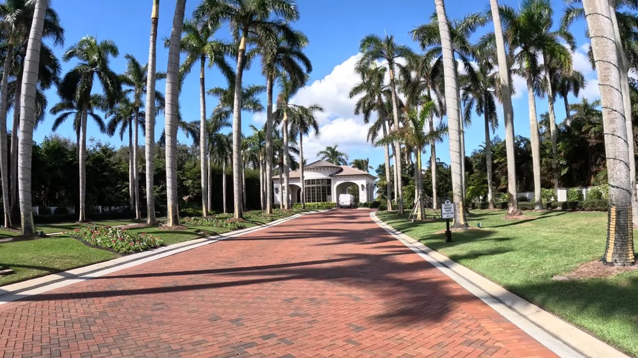 Driving Around In Naples, Florida 2024
