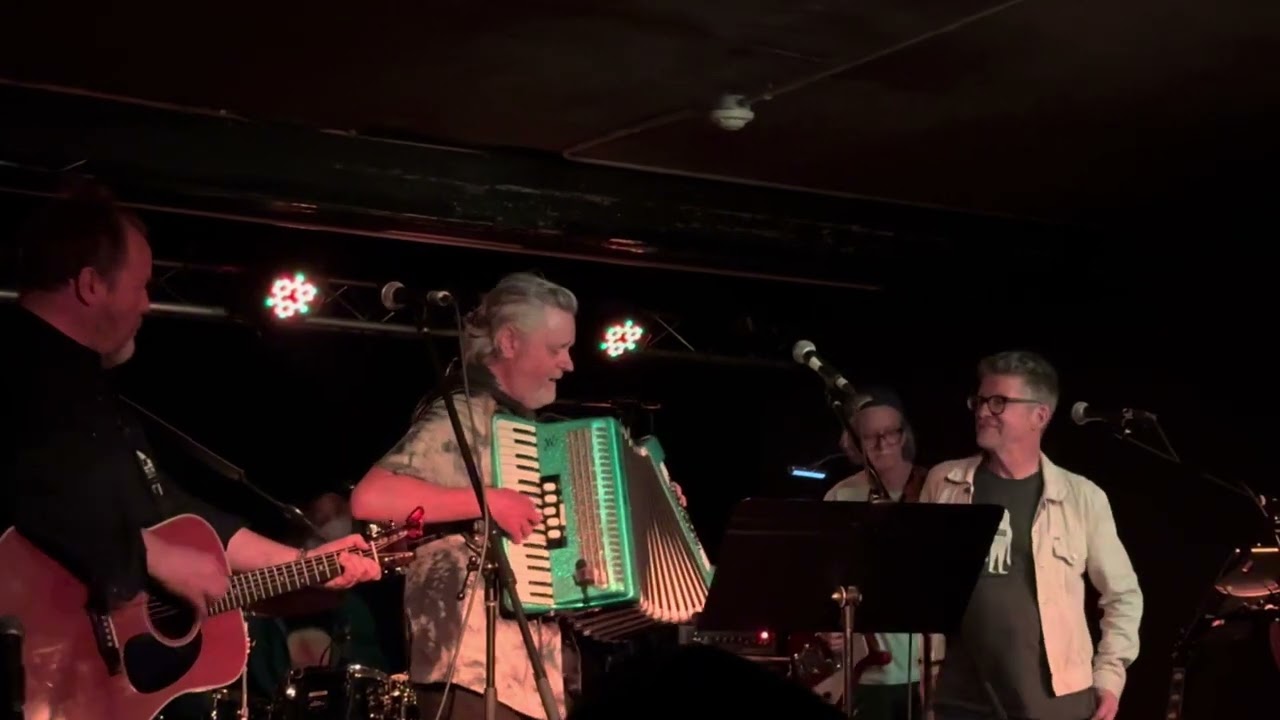 Kevin Hearn w/ The Skydiggers, Kevin Drew, Brendan Canning, & Don Kerr - Chancellor - LIVE