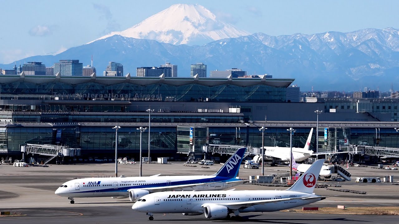 Tokyo Haneda International Airport Mount Fuji Lufthansa 747 羽田空港 ATC