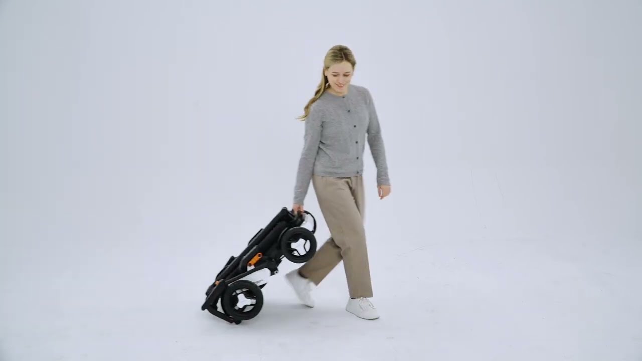 Q40 Compact Mobility Scooter | Smart, Stylish, and Effortlessly Foldable