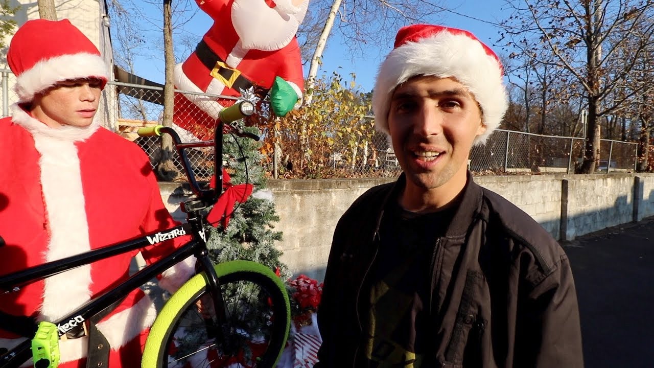 SCOTTY CRANMER HOLIDAY BMX BIKE GIVEAWAY!