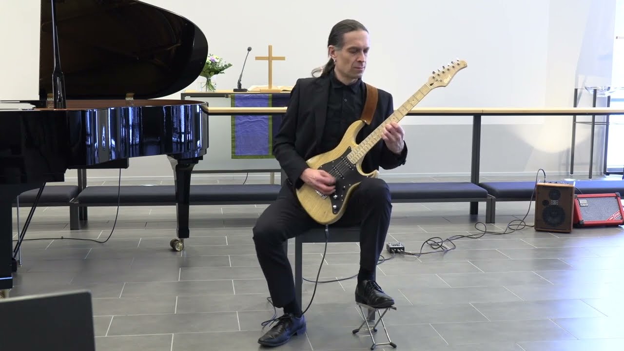 J.S. Bach on an Electric Guitar (Prelude from BWV 1006 in E major)