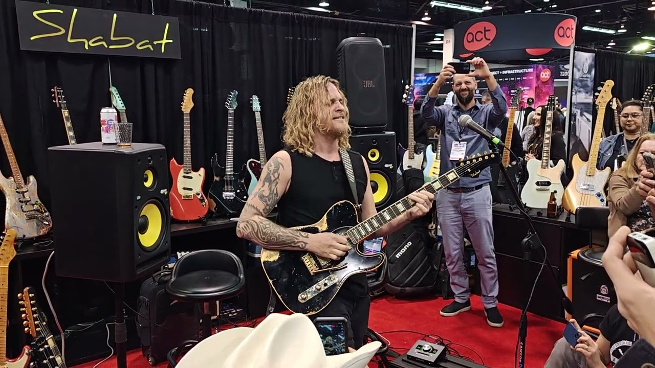 Justin Derrico SHREDS the Shabat Guitars booth at NAMM 2026