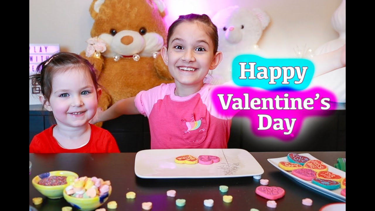 Valentines Day fun decorating cookies