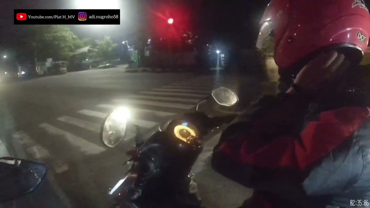 Explore the streets of Semarang in the morning #youtuberpemula #motovlog #riding #hondabeat