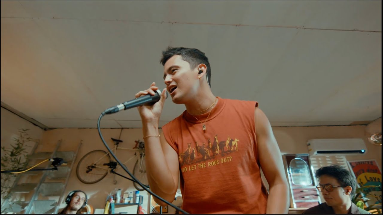 James Reid - Pauwi Na (Official Live Performance)