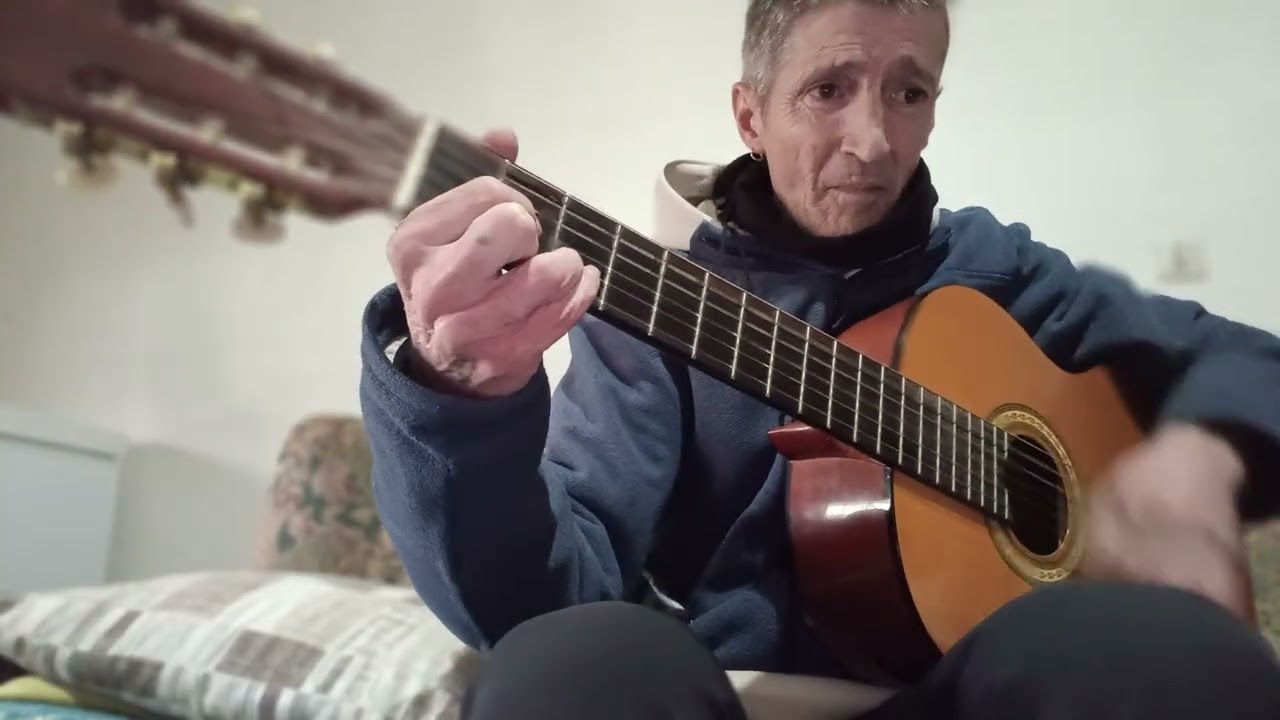    ""ENTRE LAS CEJAS ""..  (LEÑO).🪵