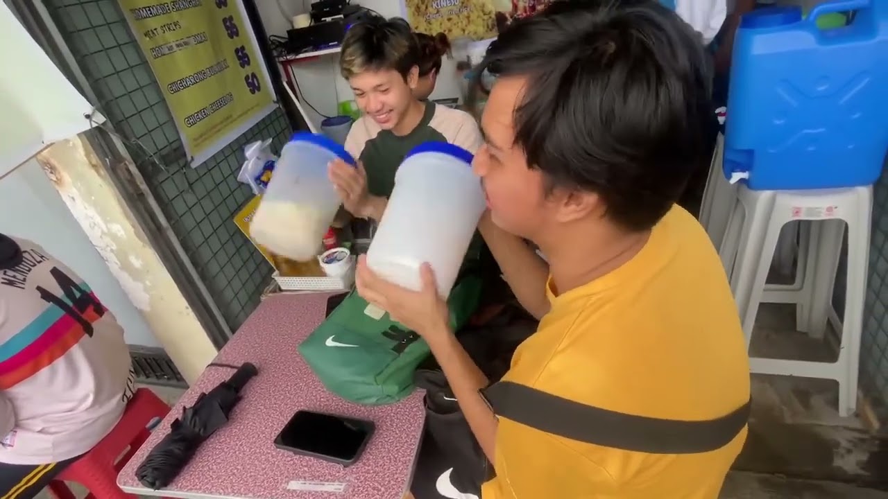 Ang nauusong “shake-shake” ngayon—”shake-shake” rice o ulam silog na may flavored sangag | Good News