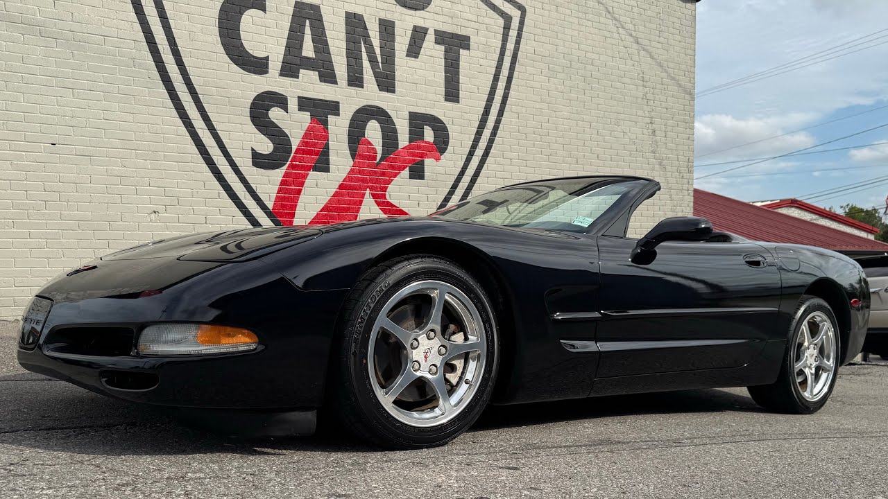 Тест-драйв Chevrolet Corvette Convertible 2001 года выпуска, 107 тыс. долларов, продано за 14 900...