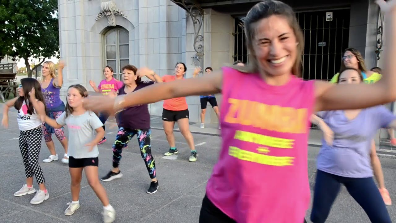 Cariño mio, Chyno Miranda, Mau y Ricky - Mix 73 - Zumba Fitness - Andrea Montes de Oca.
