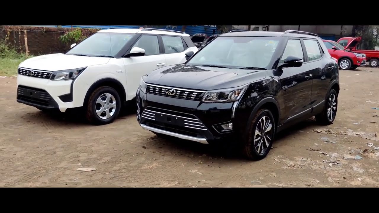 XUV 300 Base model Vs Top model 🔥| full comparison | Mahindra XUV 300 2022 full detail |