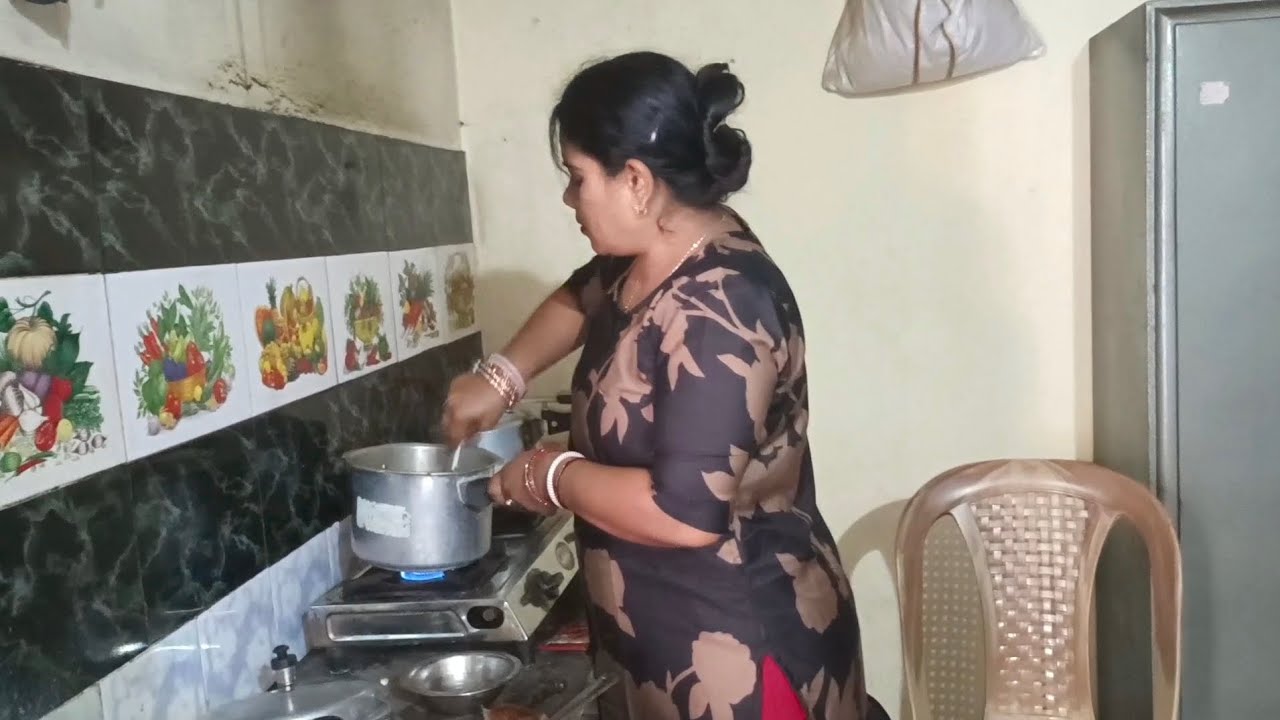 ଆଜି ଘରେ କଣ special କରିଲେ ମାମି 🤤।। Like share comment subscribe please my channel 🙏♥️।।