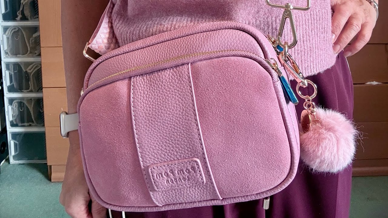 Unboxing Pom Pom London Breast Cancer Awareness 2025 bags