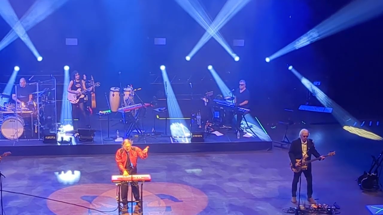 Weird Al Yankovic - Party in the CIA Medley LIVE