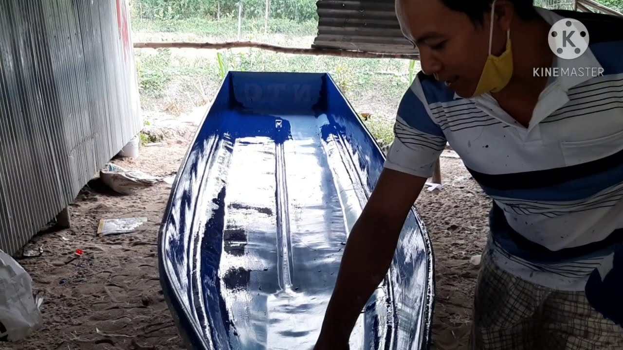 Gia Kiệt TV| Tiếp tục làm vỏ xuồng composite # gia kiettv #