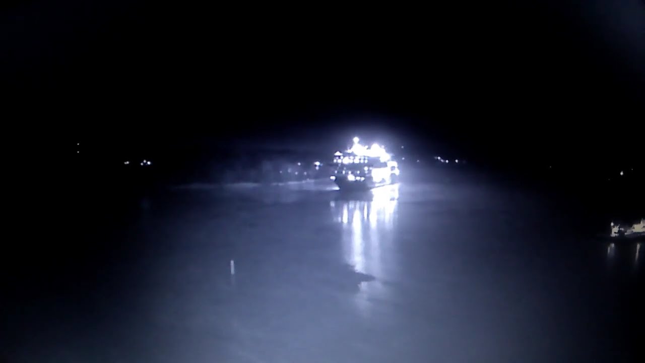 VIKING GRACE 31.12.2025  KLO 19:40  SATAMAN WEB-KAMERASSA.