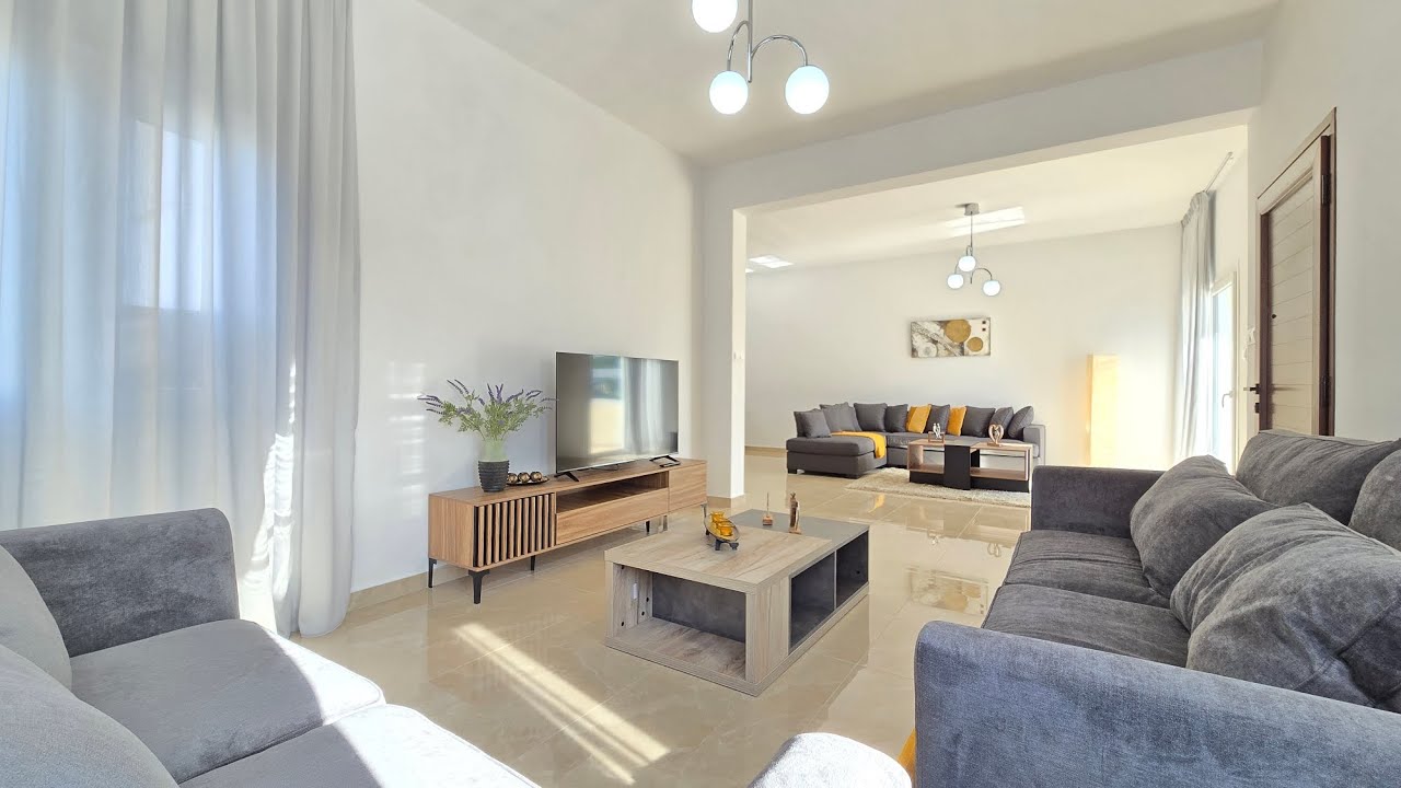 For Rent: 3 Bedroom Ground Floor Apartment in Tsiri9 Area