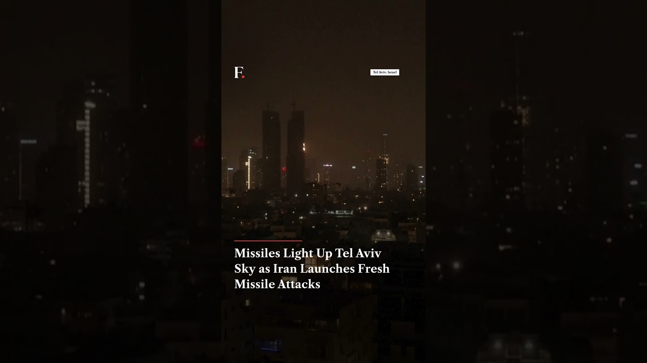 Missiles Light Up Tel Aviv Sky as West Asia Conflict Escalates | N18G