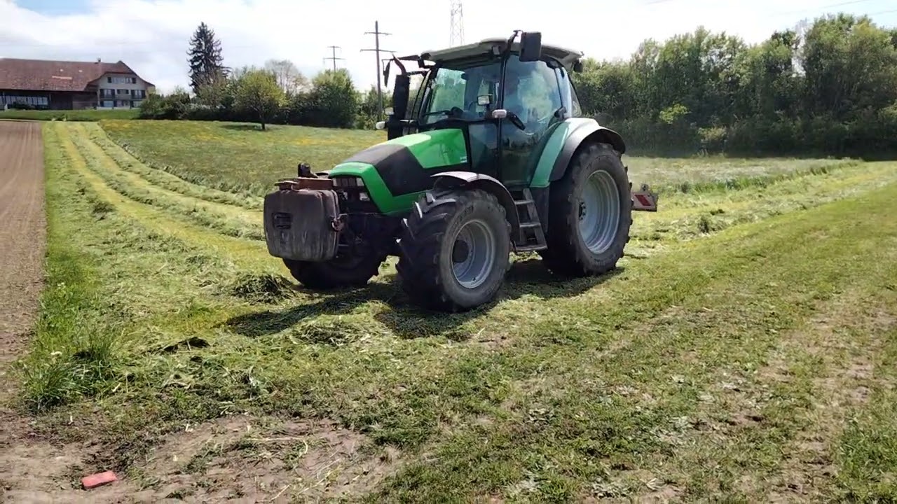 Anwelg mähen 26.4.25  Deutz mit 3 Meter pötiger Teller Mähwerk 🇨🇭
