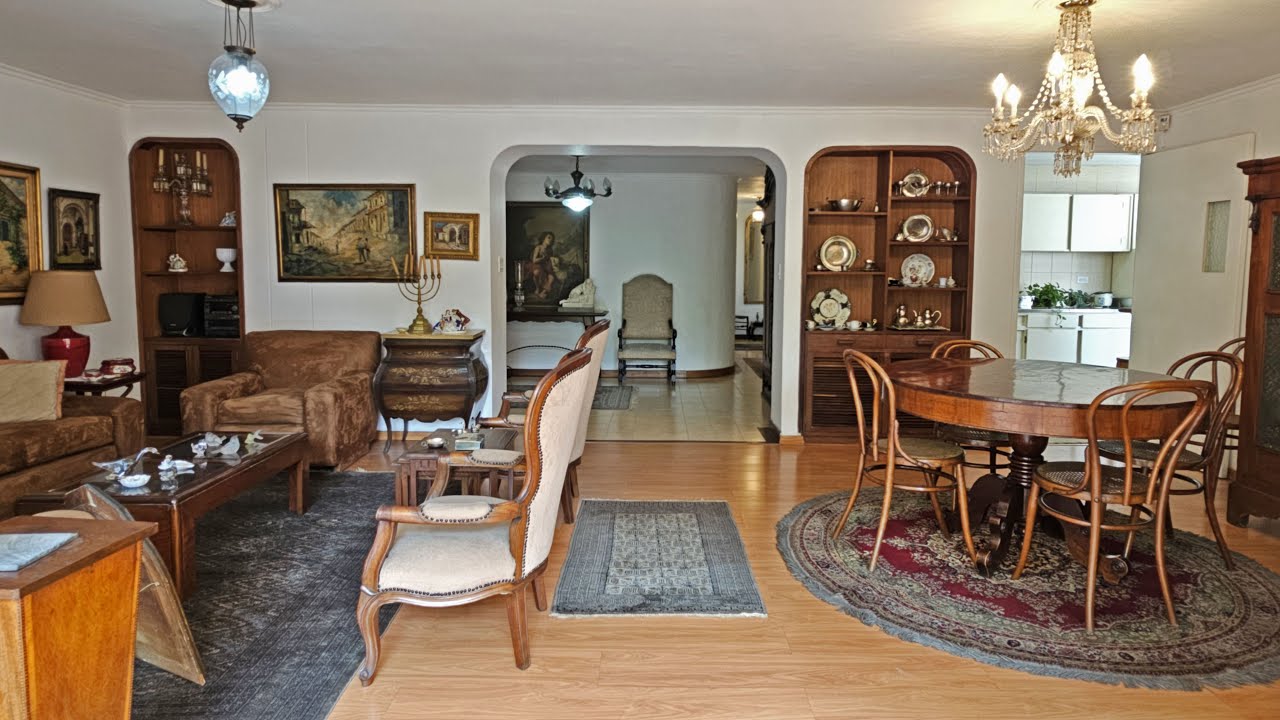 Apartamento de 3 alcobas más servicio en venta. Medellín, El Poblado Tv Inferior