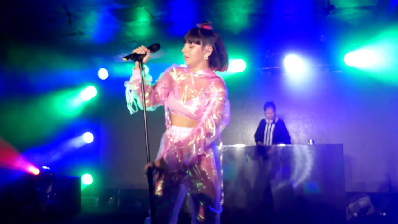 Charli XCX - Break The Rules LIVE HD (2018) Wake Up Call Music Festival Los Angeles