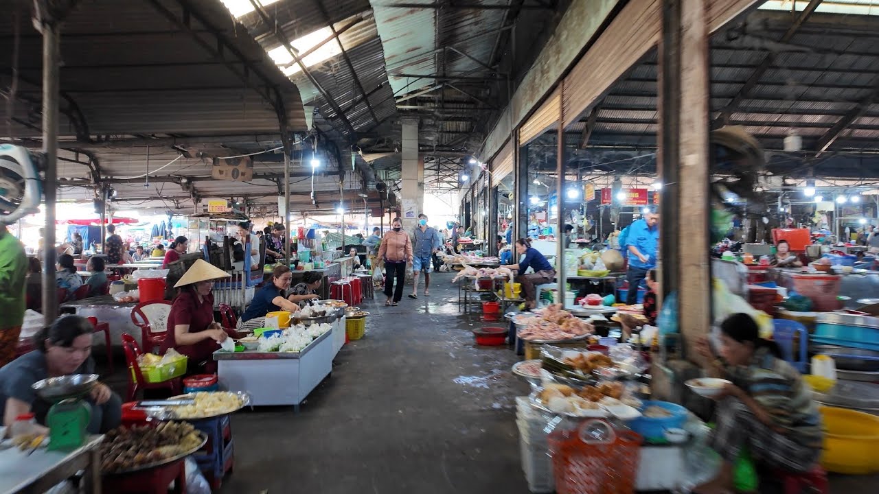 Một buổi sáng dạo quanh chợ  (A morning stroll around the market ) @Nguyencavlog 