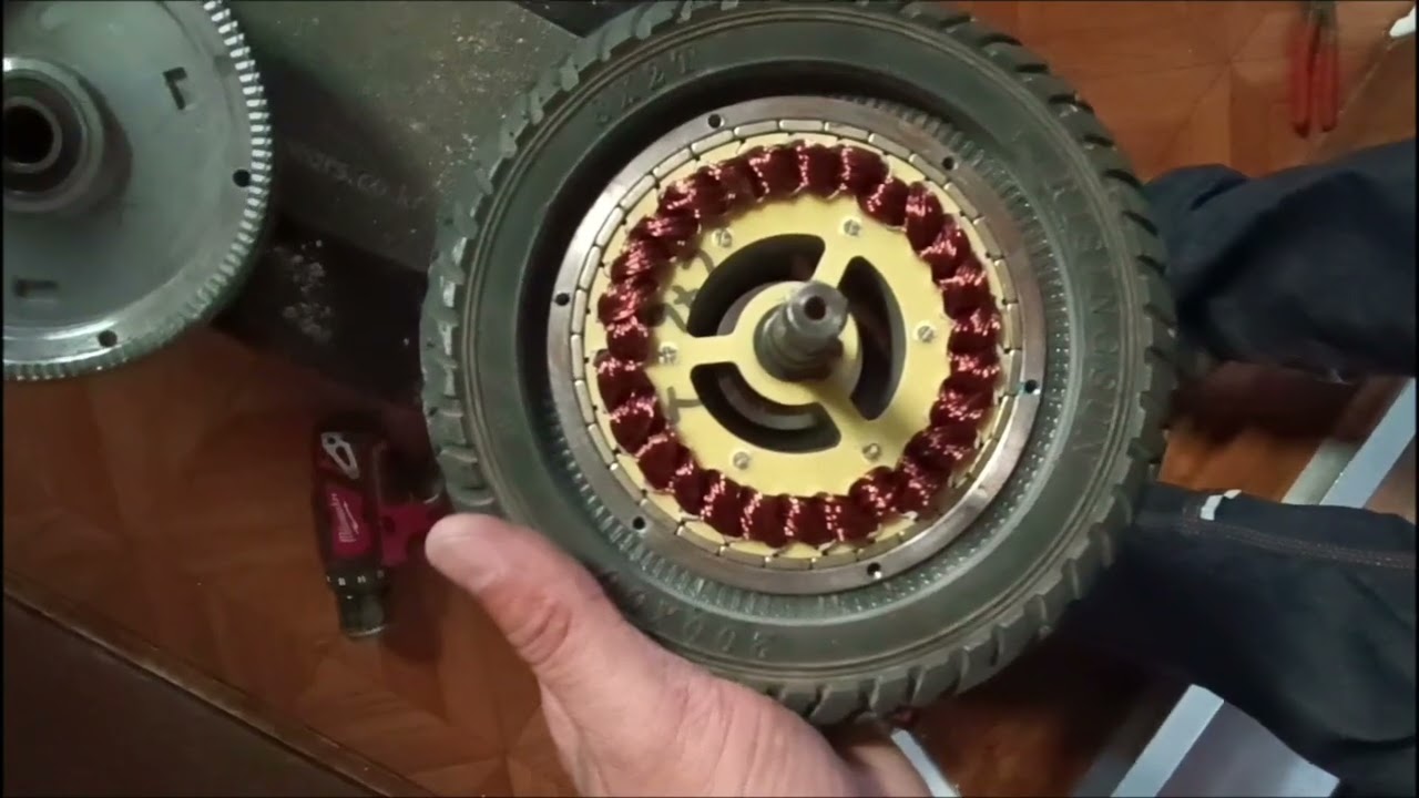 speedway mini 4 pro changer pneu arrière