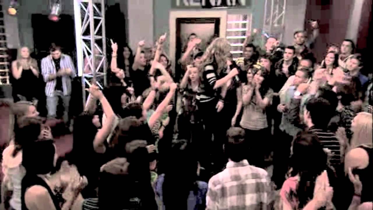 iParty With Victorious - Tonight, Tonight