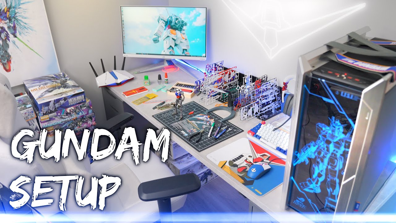 The Ultimate Gundam PC & Desk Setup!