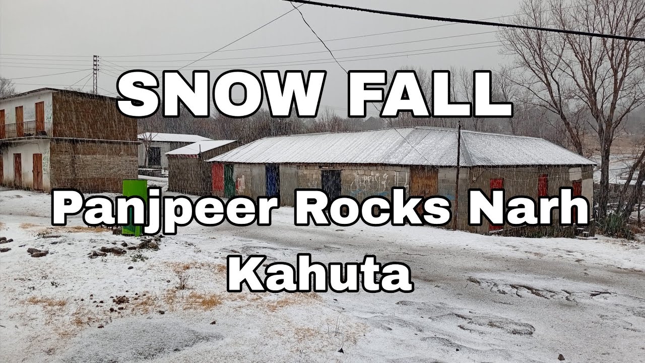 #snow_falling #snowfall #snowwhite #panjpeer_rocks #touristplace #green_valley #apna_narh_kahuta 