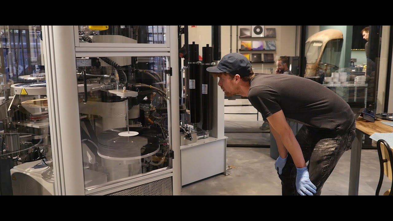 Pheenix Alpha AD12 vinyl record press