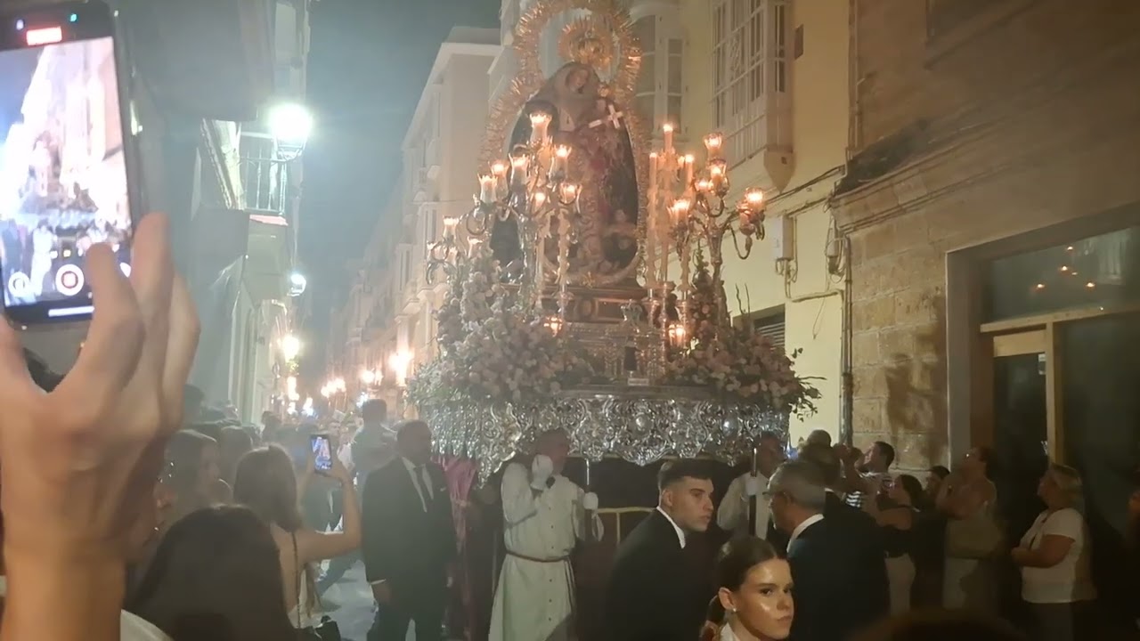 Glorias Cádiz 2025 - Procesión de la Virgen de los Desamparados.