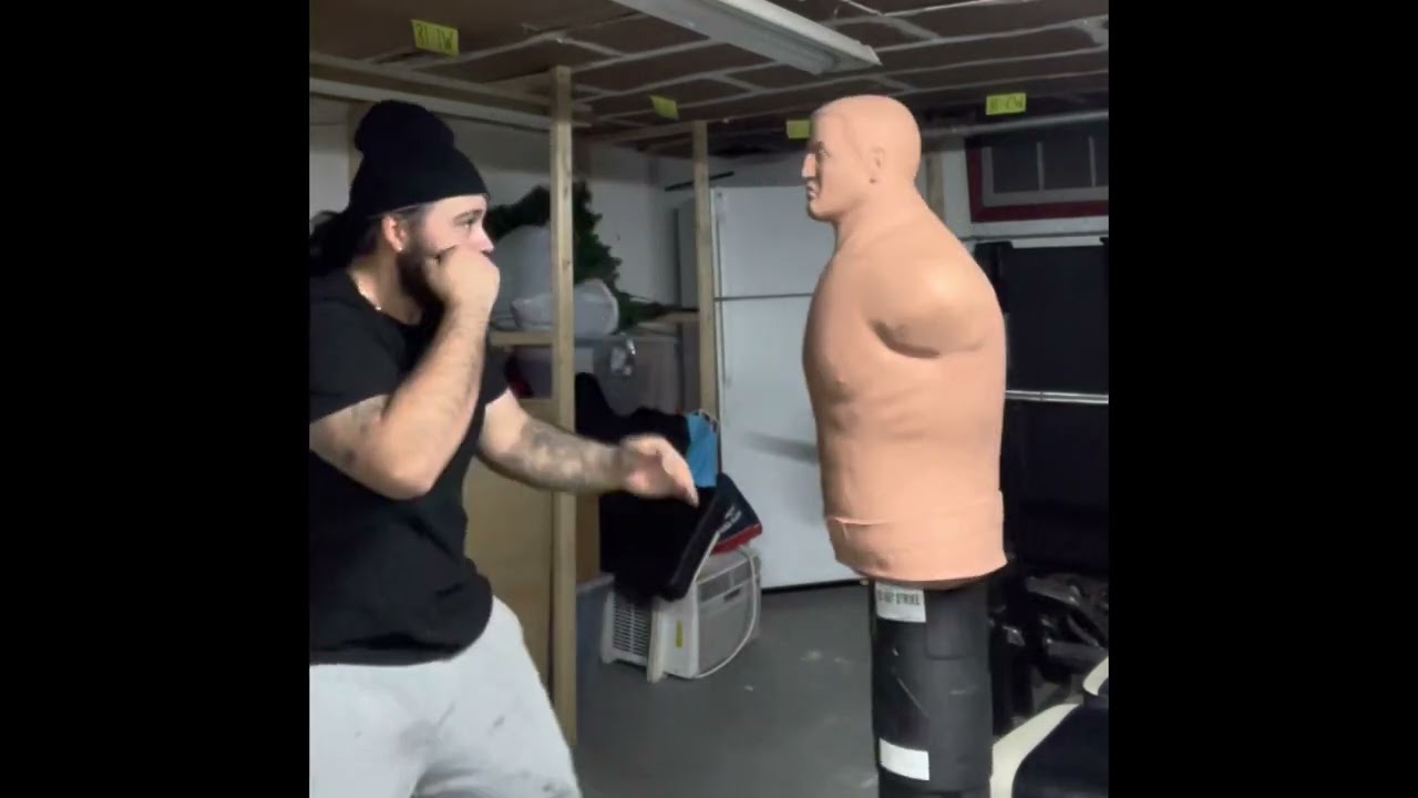 Working on my punches using Bob dummy!#krilomadness #bobdummy #fightingtechniques