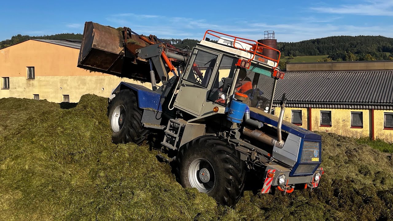 Škoda liaz 180, ŠT 180N, šlapání a rozhrnovaní na jámě