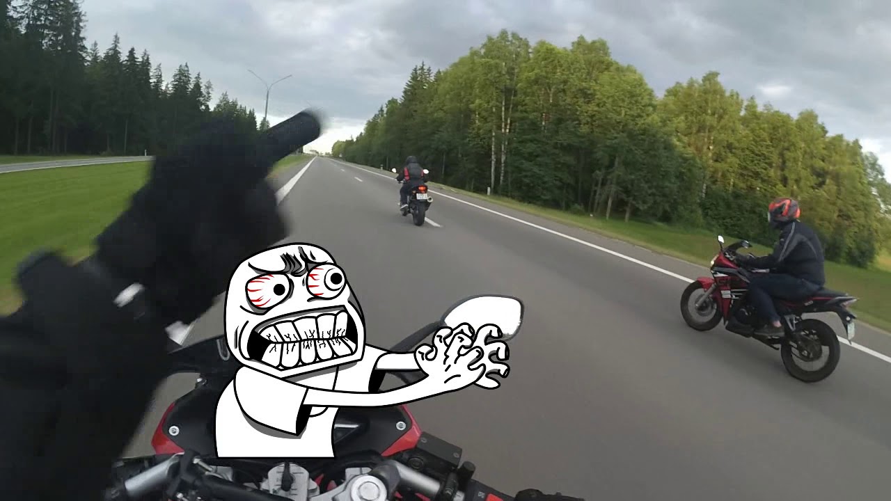 катались на рэйсерах пока оба не заглохли (Racer vs Naked)