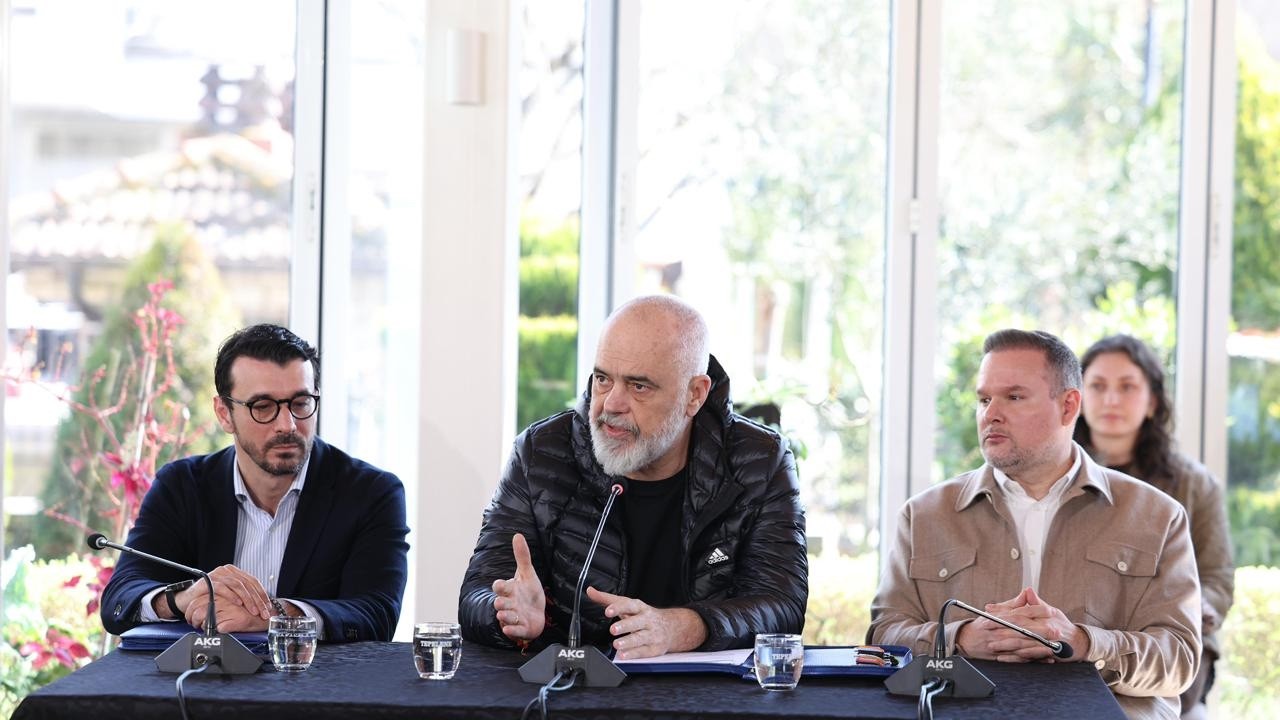 LIVE/Edicioni informativ - 07 Mars 2026 - Ora 15:00 - Ora News