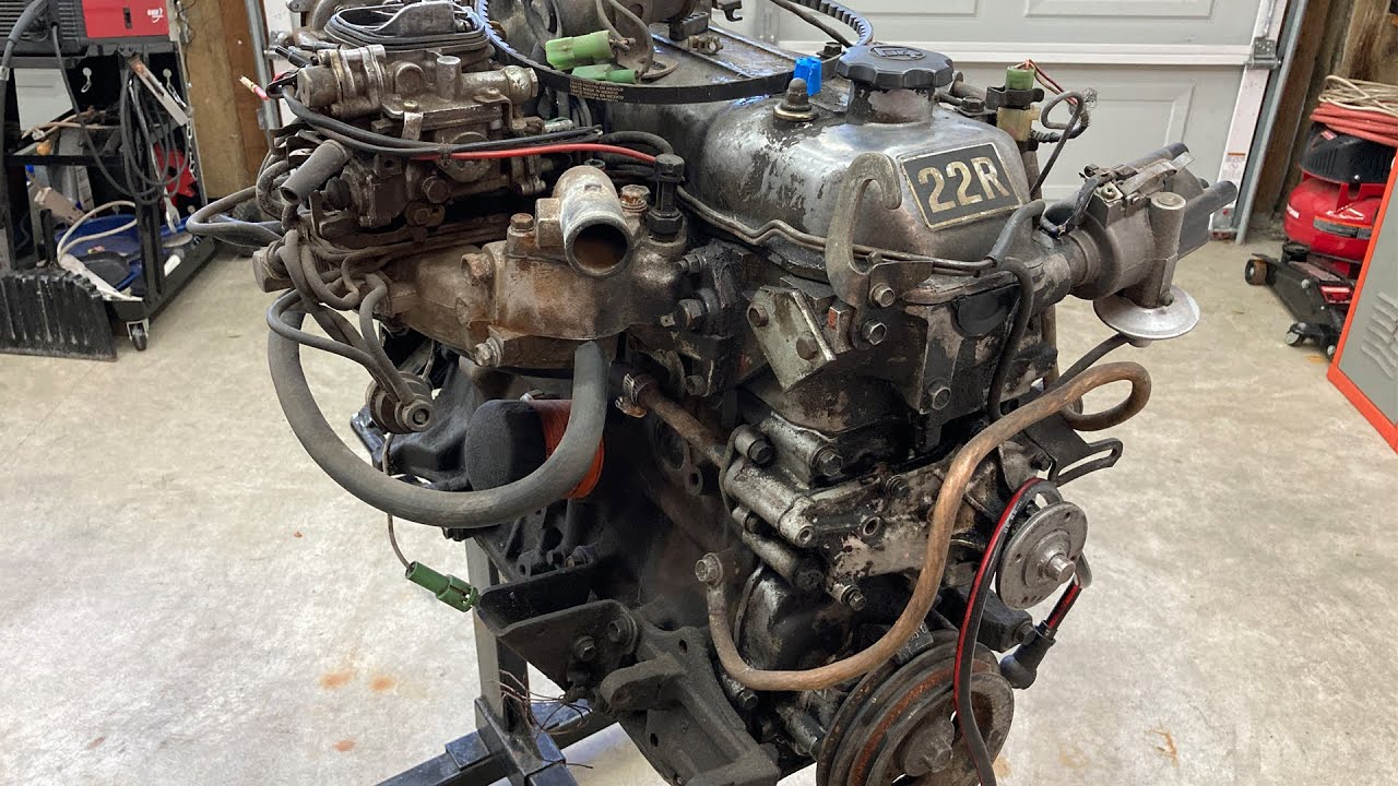Toyota 20R to 22R Swap - 22R Teardown - 02