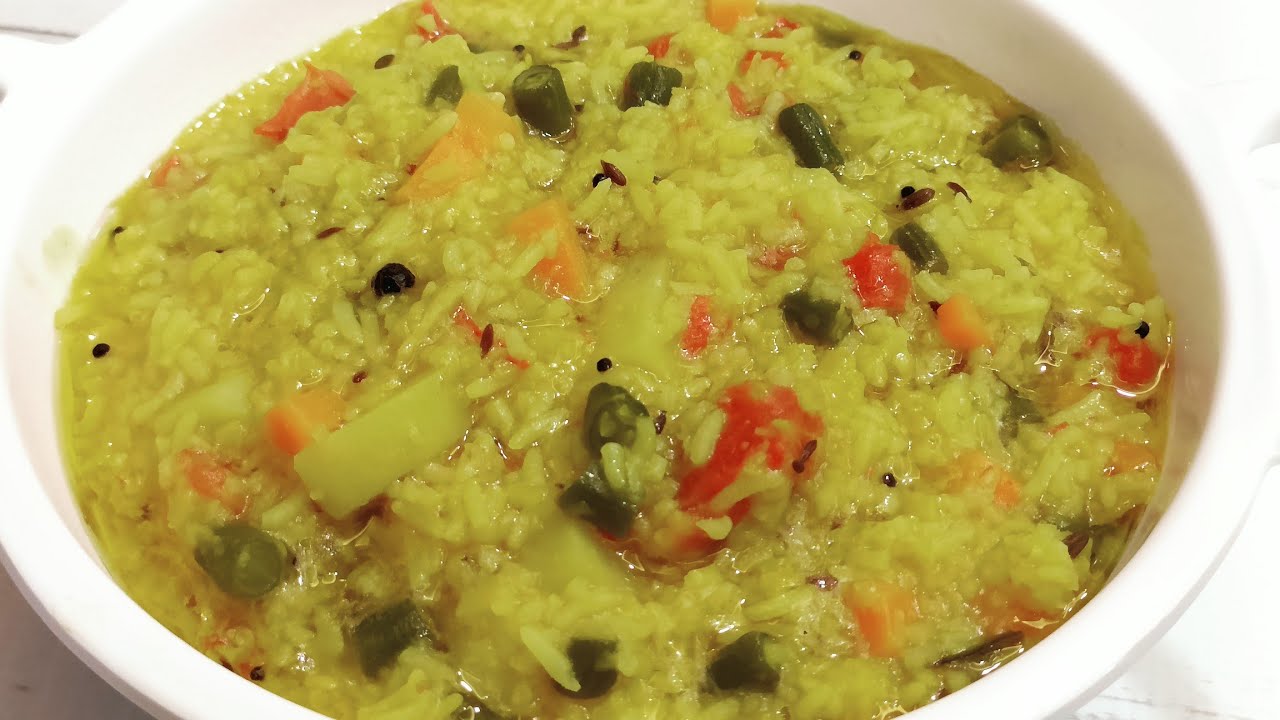 ISKCON Khichdi Recipe| इस्कॉन Temple खिचड़ी| S&K's Kitchen