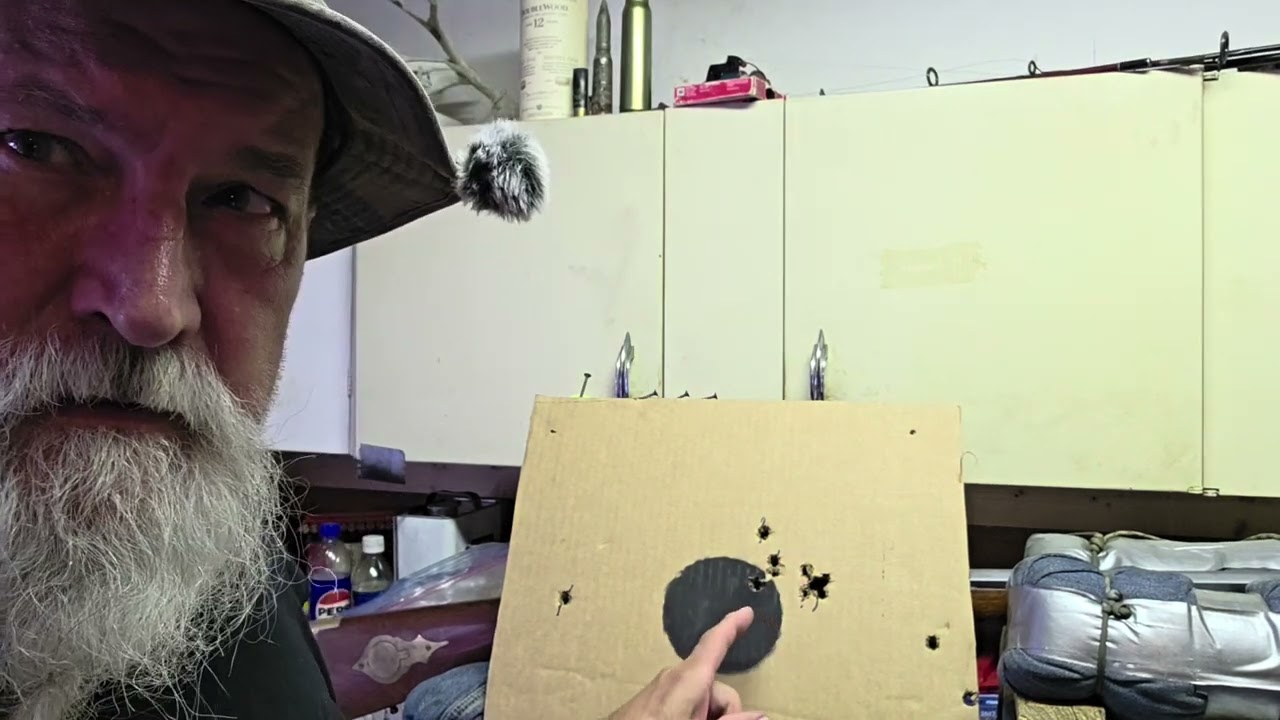 209 shotgun primers can ruin muzzleloader accuracy #muzzleloadingrifle #blackpowder #hawken #target