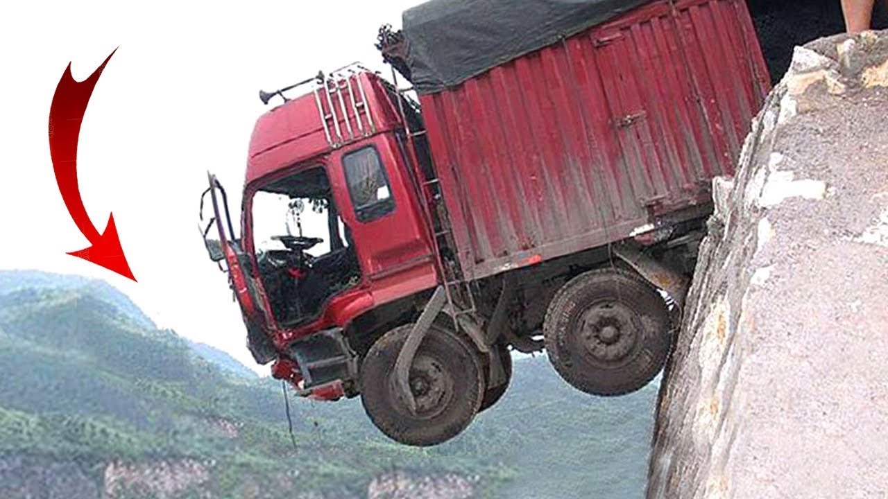 Top10 Extremely Dangerous Cranes & Dump Truck Fails! Crazy Heavy Equipment Operating Gone Bad