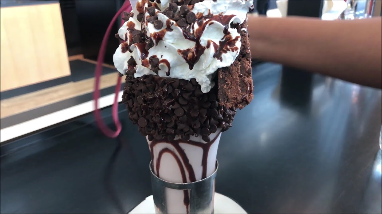 Crazy Shake I Brooklyn Blackout Chocolate Shake at Black Tap Singapore I Chocolate Brownie Shake I