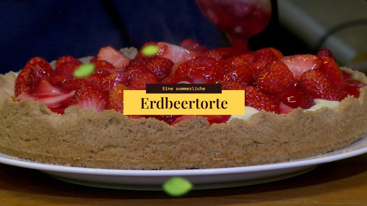 Sommer-Erdbeertorte mit Mürbeteigboden und Pudding