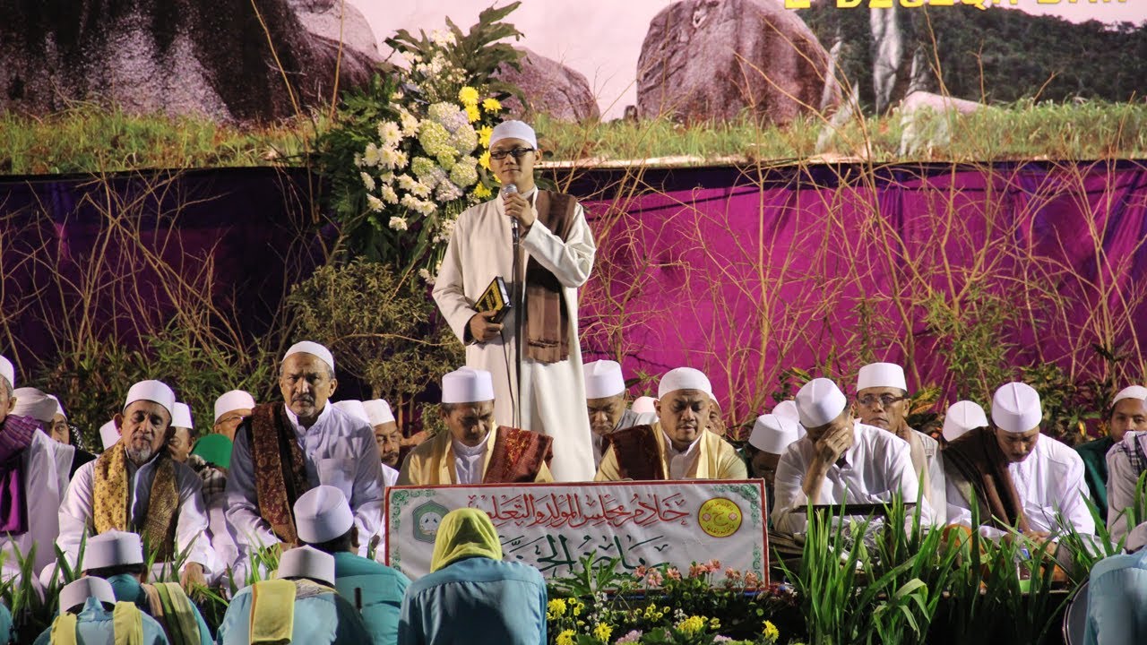 [ 7 September 2013 ] Kitab Syamail Rasul Bab 3 &bull; Bagian 1 Menjelaskan Tentang Pakaian Rasulullah SAW